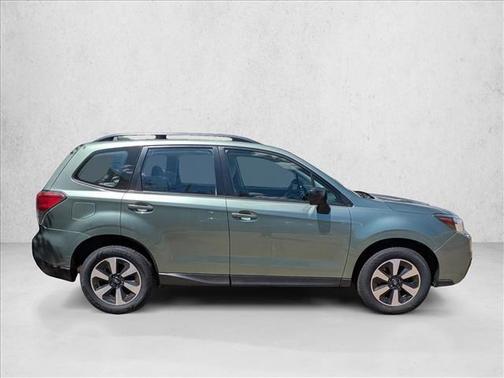 Jasmine Green Metallic 2018 Subaru Forester 2.5i