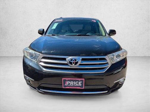 Black 2011 Toyota Highlander SE