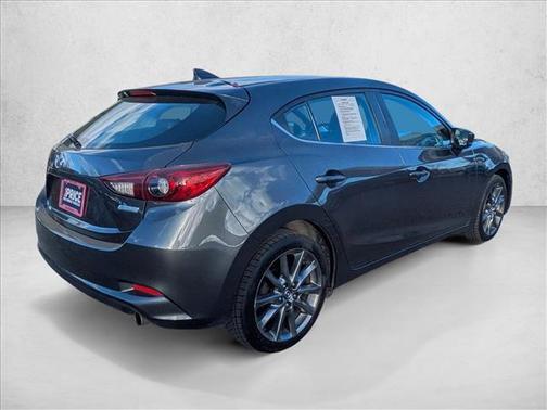 2018 Mazda Mazda3 Touring