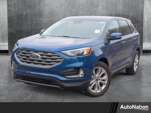 2022 Ford Edge Titanium