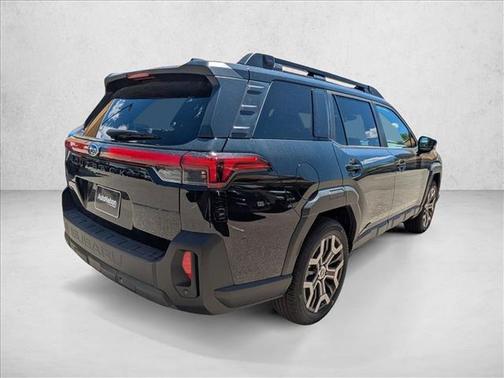 Crystal Black Silica 2026 Subaru Outback Touring XT