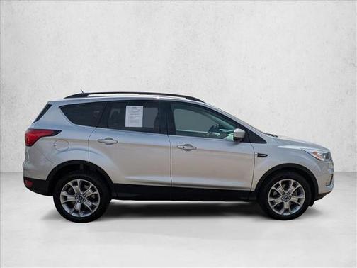 Ingot Silver Metallic 2019 Ford Escape SEL