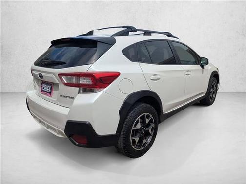 Crystal White Pearl 2019 Subaru Crosstrek 2.0i Premium