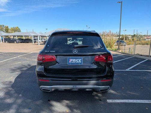 2021 Mercedes-Benz GLC 300 Base