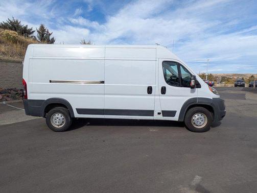 2018 RAM ProMaster 2500 High Roof