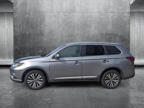 2020 Mitsubishi Outlander ES