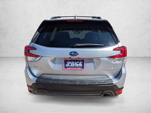 Ice Silver Metallic 2019 Subaru Forester Premium