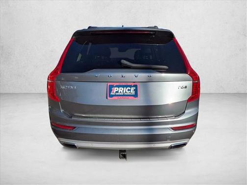 2020 Volvo XC90 T6 Momentum