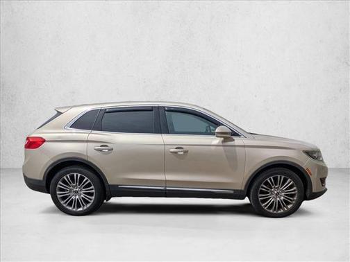 Palladium White Gold Metallic 2017 Lincoln MKX Reserve