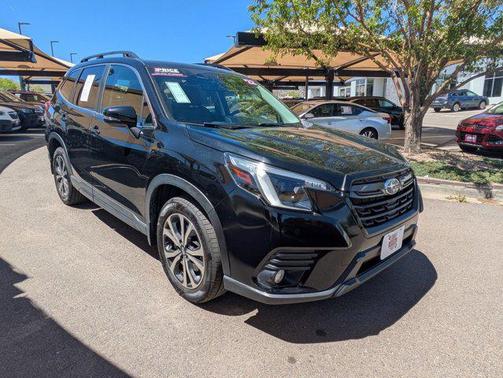 Crystal Black Silica 2022 Subaru Forester Limited