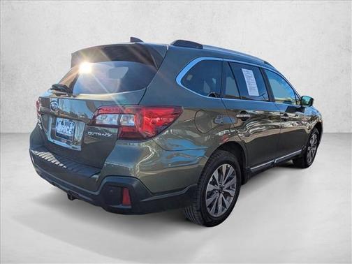2019 Subaru Outback 2.5i Touring