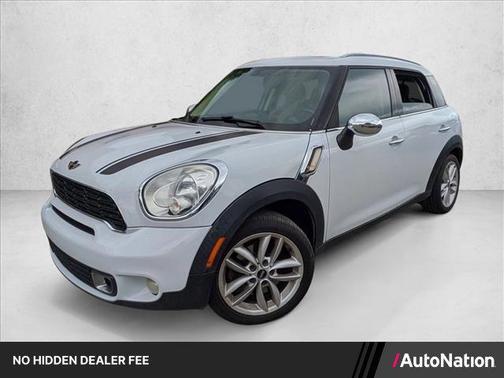 Light White 2012 MINI Cooper S Countryman Base