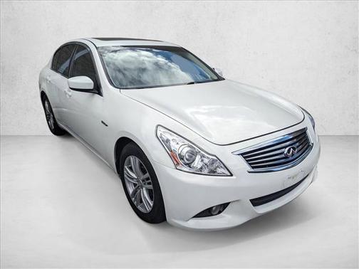2011 INFINITI G37 Journey