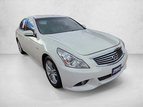 2011 INFINITI G37 Journey