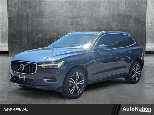 2020 Volvo XC60 Recharge Plug-In Hybrid T8 Momentum