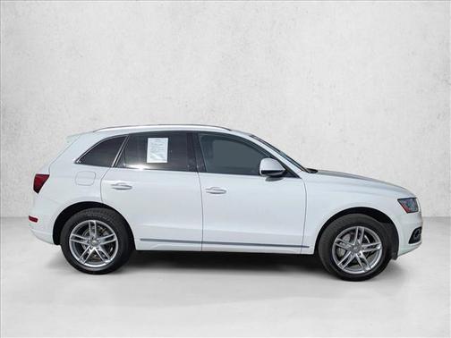 2016 Audi Q5 2.0T Premium Plus