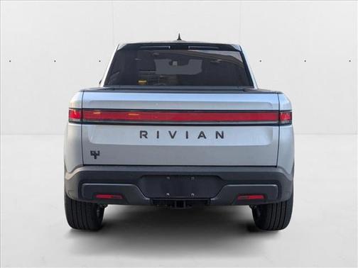 2025 Rivian R1T Adventure