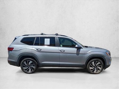 Silver Mist Metallic 2025 Volkswagen Atlas 2.0T SE w/Technology 4MOTION