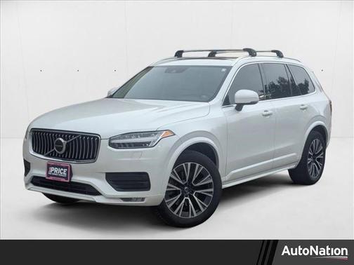 2021 Volvo XC90 T6 Momentum