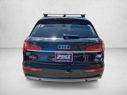 Mythos Black Metallic 2021 Audi Q5 45 Premium Plus