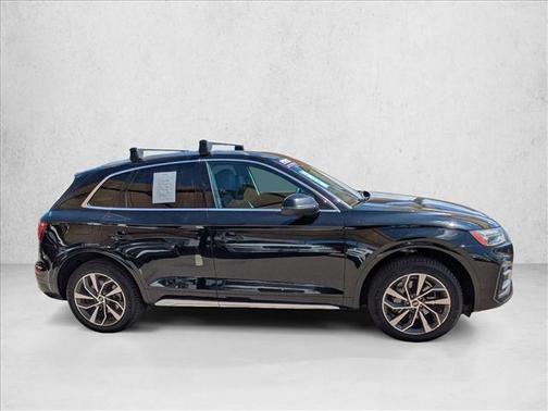 Mythos Black Metallic 2021 Audi Q5 45 Premium Plus