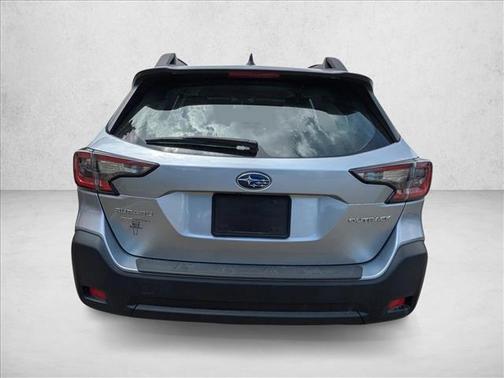 Ice Silver Metallic 2024 Subaru Outback Base