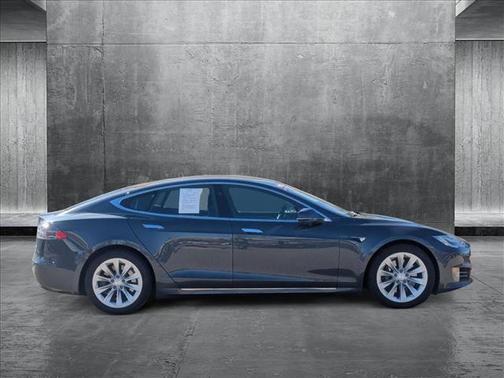 2017 Tesla Model S 75D