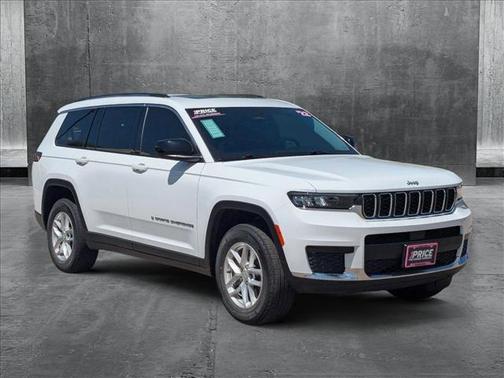 2022 Jeep Grand Cherokee L Laredo