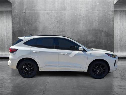 2024 Ford Escape ST-Line Elite