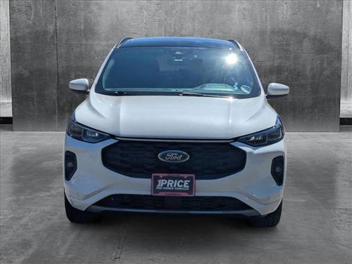 2024 Ford Escape ST-Line Elite