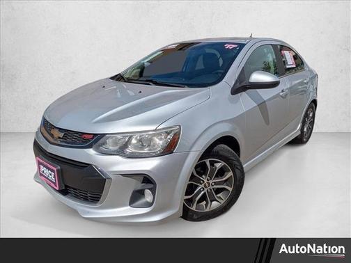 Silver Ice Metallic 2017 Chevrolet Sonic LT