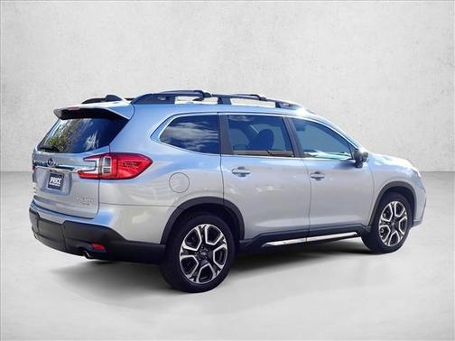 Ice Silver Metallic 2024 Subaru Ascent Limited 7-Passenger