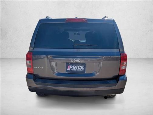 Granite Crystal Metallic Clearcoat 2016 Jeep Patriot Sport