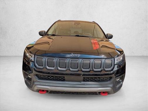 Diamond Black Crystal Pearlcoat 2022 Jeep Compass Trailhawk