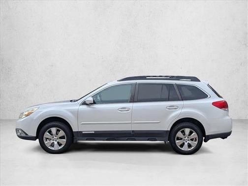 Satin White Pearl 2011 Subaru Outback 3.6 R Limited