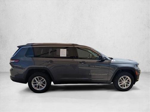 Baltic Gray Metallic Clearcoat 2023 Jeep Grand Cherokee L Laredo