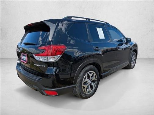 Crystal Black Silica 2019 Subaru Forester Premium