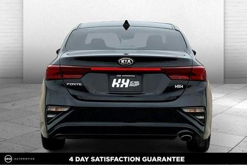 Photo 3 of 36 of 2020 Kia Forte LXS