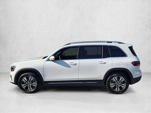 Polar White 2026 Mercedes-Benz GLB 250 Base