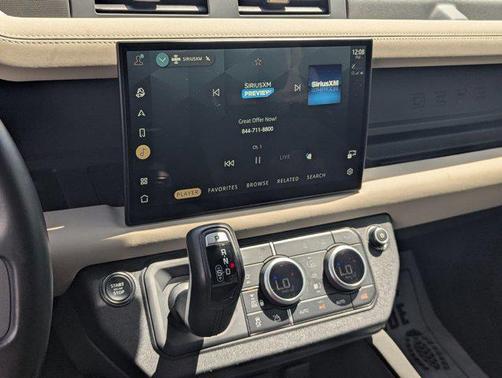 2023 Land Rover Defender 130 X-Dynamic SE