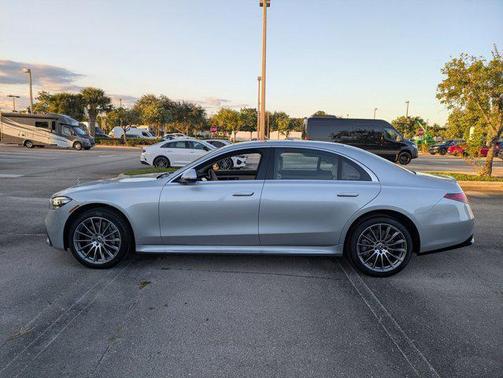 2026 Mercedes-Benz S-Class 4MATIC