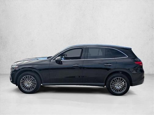 2026 Mercedes-Benz GLC 300 Base