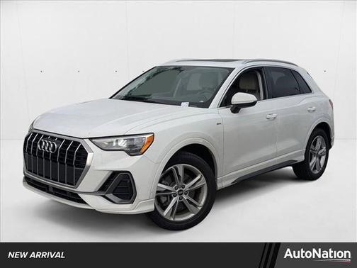 2021 Audi Q3 45 S line Premium