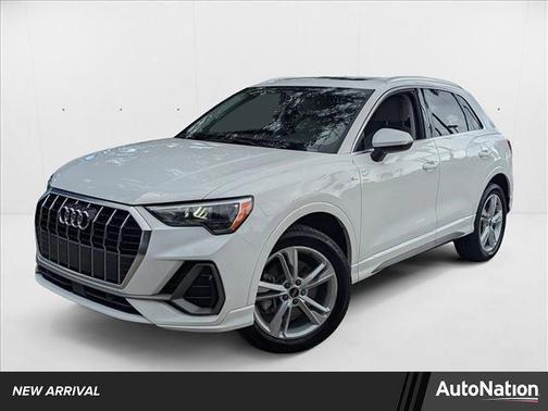 2021 Audi Q3 45 S line Premium