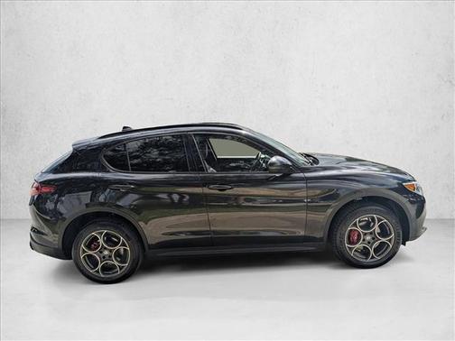 2022 Alfa Romeo Stelvio Sprint