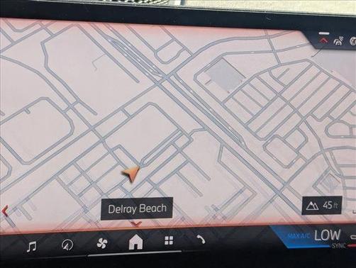 Alpine White 2025 BMW 330 330i