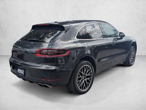 2017 Porsche Macan Turbo