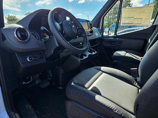 2026 Mercedes-Benz Sprinter 2500 High Roof