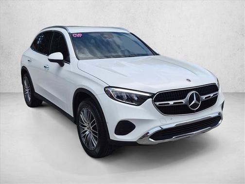 Polar White 2026 Mercedes-Benz GLC 300 Base