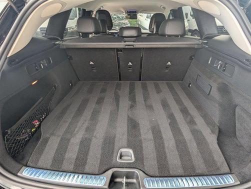 2025 Mercedes-Benz GLC 350e Base